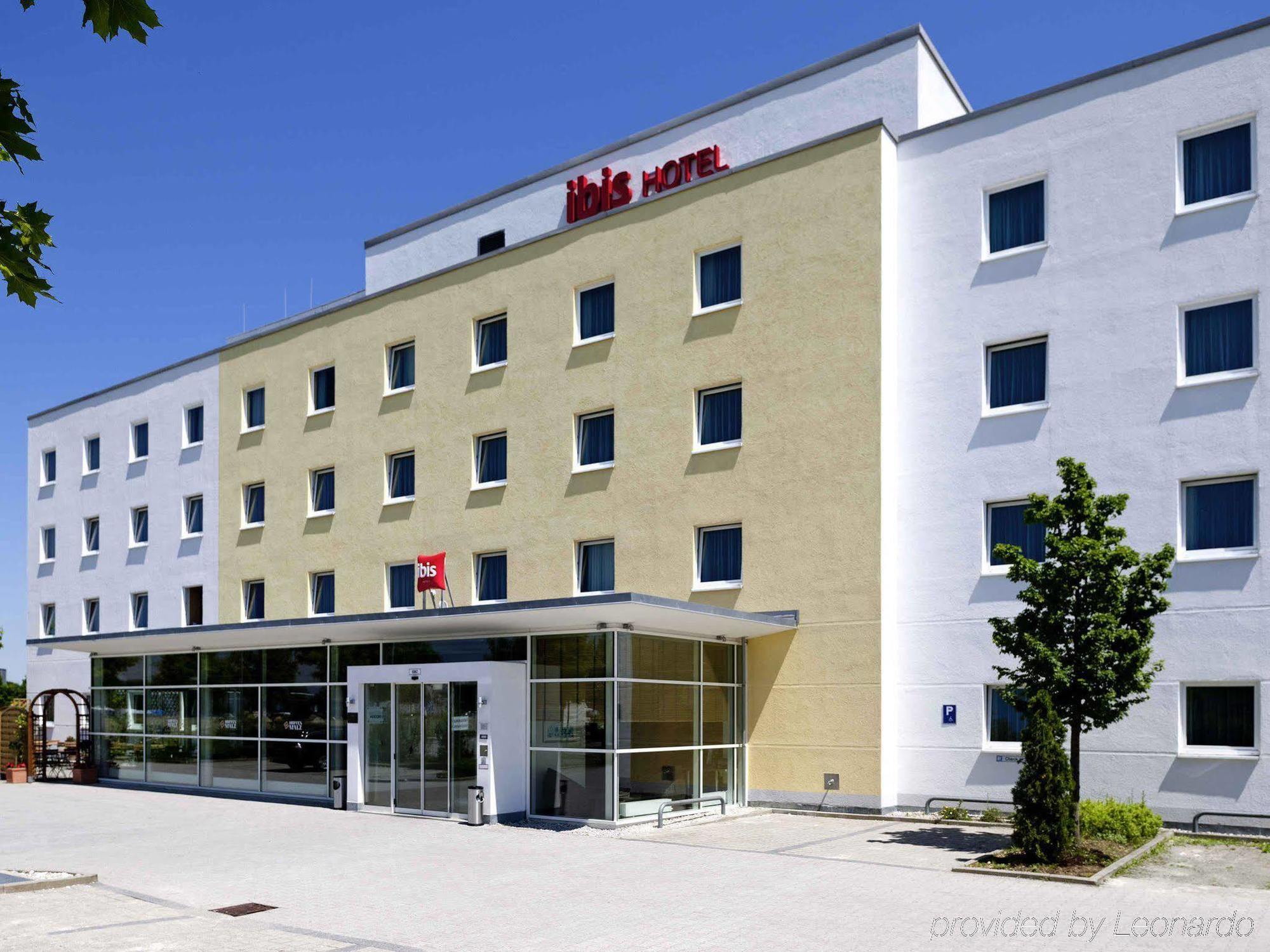 ไอบิส มึนเช่น เมสเซอ Hotel เฟลด์เคอร์เชิน ภายนอก รูปภาพ